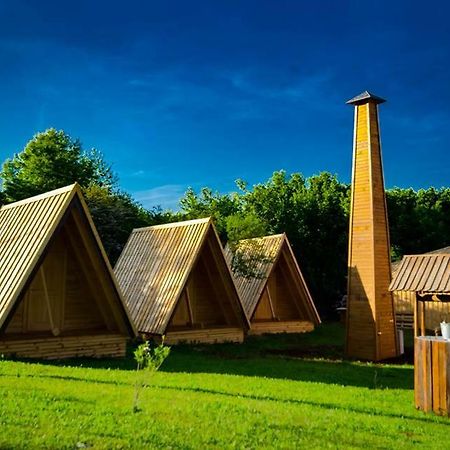 Rooms & Glamping Lana Haus Licko Petrovo Selo Екстер'єр фото