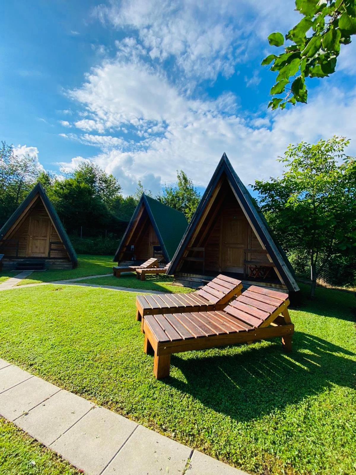 Rooms & Glamping Lana Haus Licko Petrovo Selo Екстер'єр фото