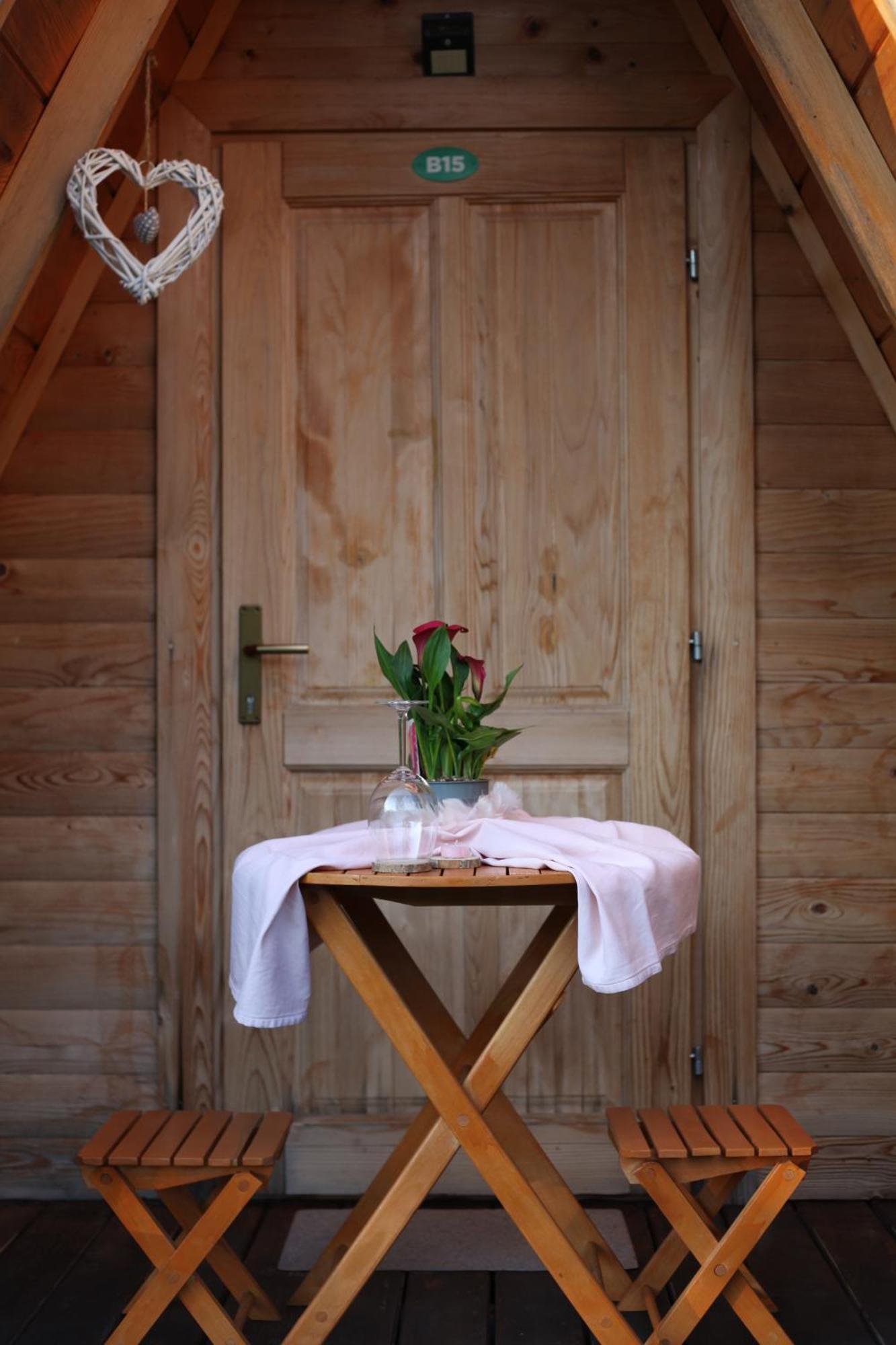 Rooms & Glamping Lana Haus Licko Petrovo Selo Екстер'єр фото